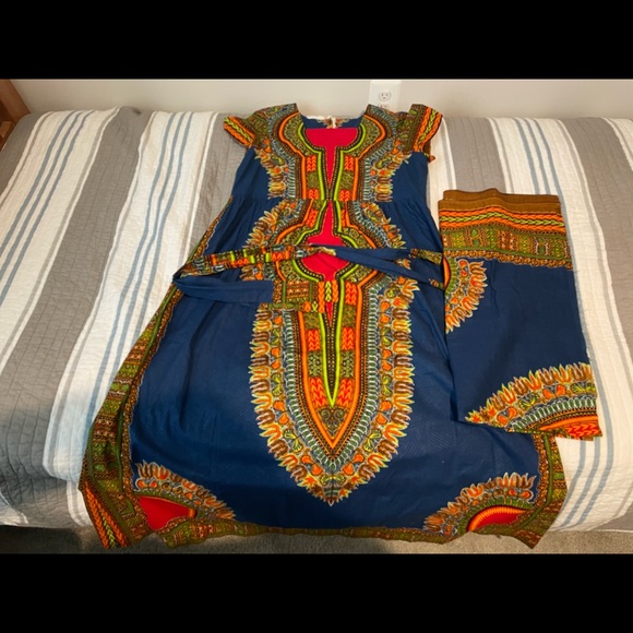 Tailored African dress From Kenya. Comes with the head wrap and belt. - Picture 1 of 3